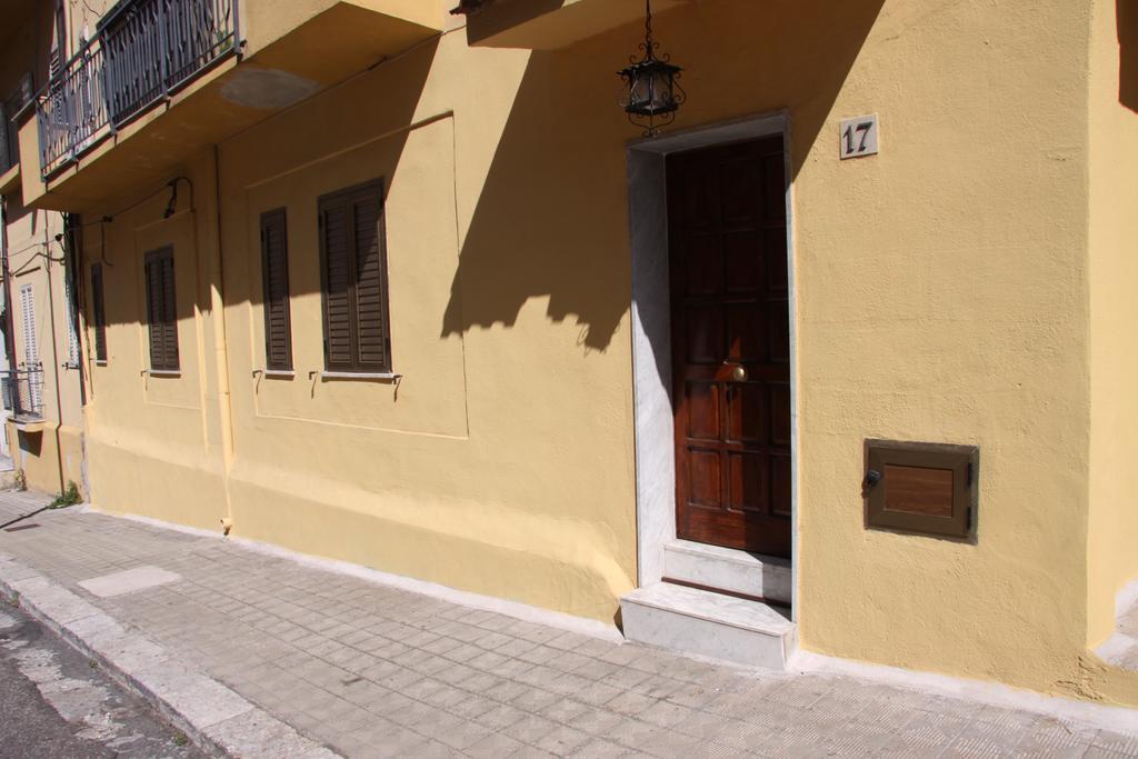 Lighthouse - Casa Di Luce Apartment Reggio di Calabria Ngoại thất bức ảnh
